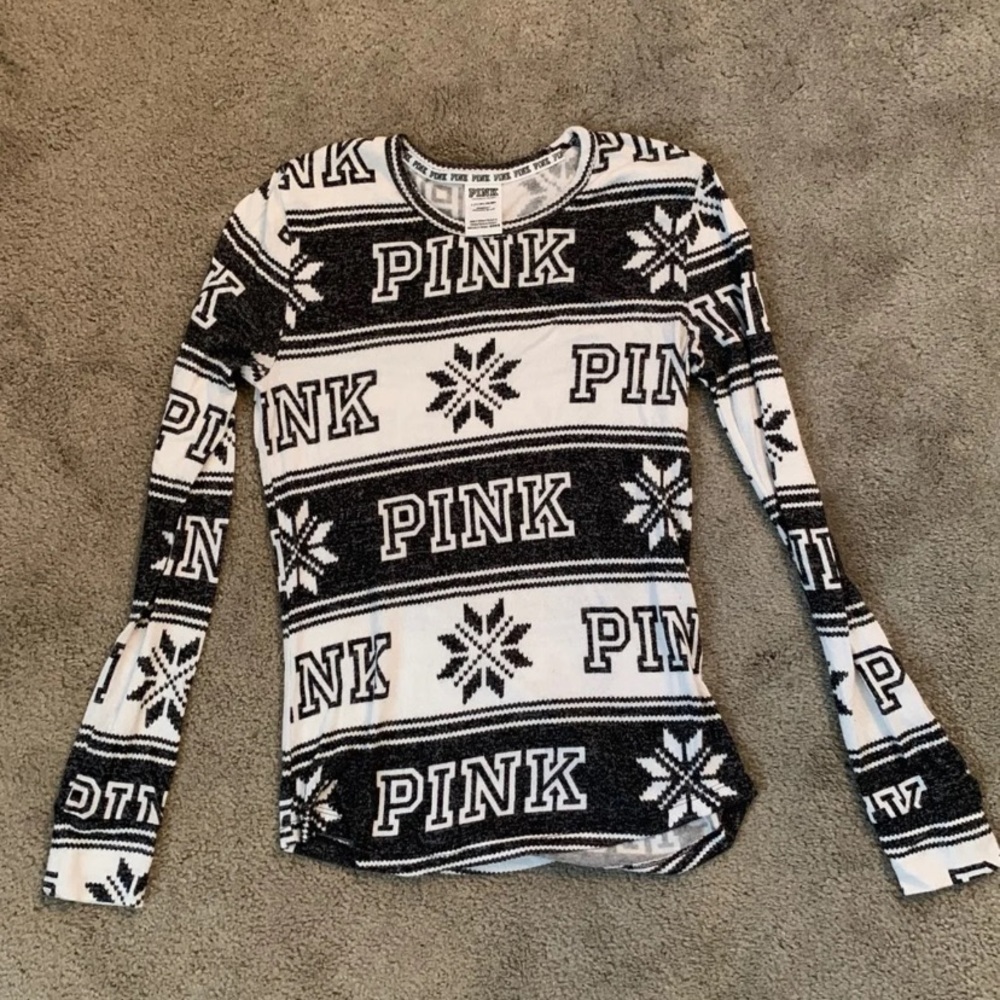 PINK Victoria’s Secret Holiday Sleepwear Sweater